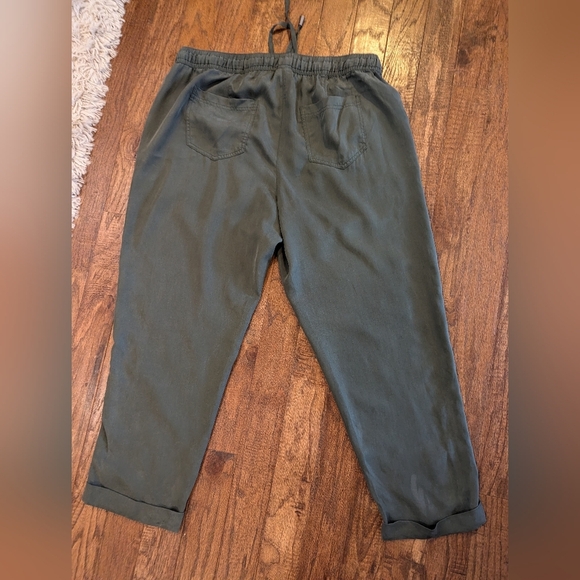 NWT LOVE & Legend Jogger Pants Lyocell olive green women's size 14 - Picture 6 of 15
